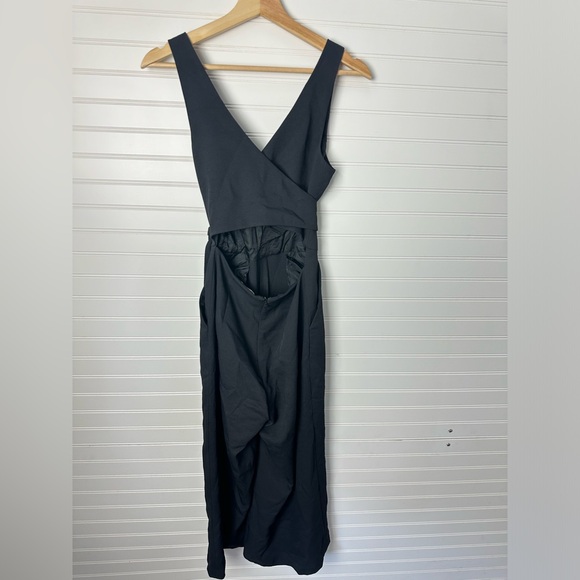 Wilfred Aritzia Ecoulement V Jumpsuit - Picture 4 of 5
